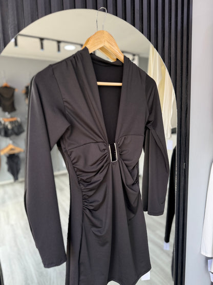 VESTIDO V NEGRO 🇦🇷