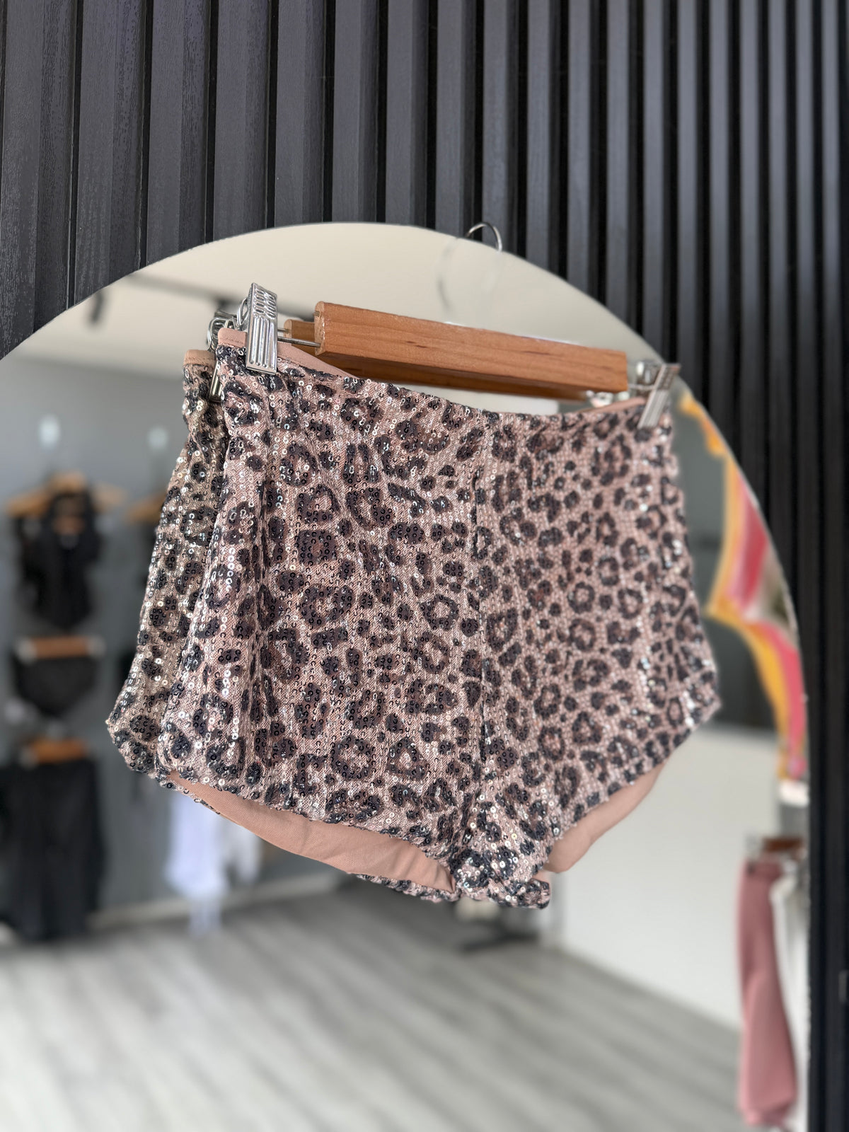 SHORT BRILLOS NW