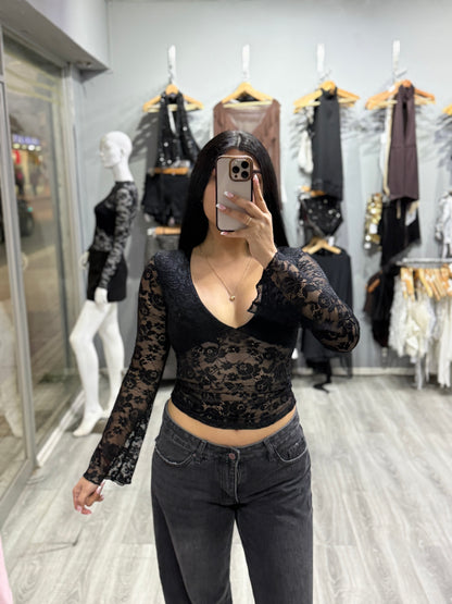 TOP V ENCAJE
