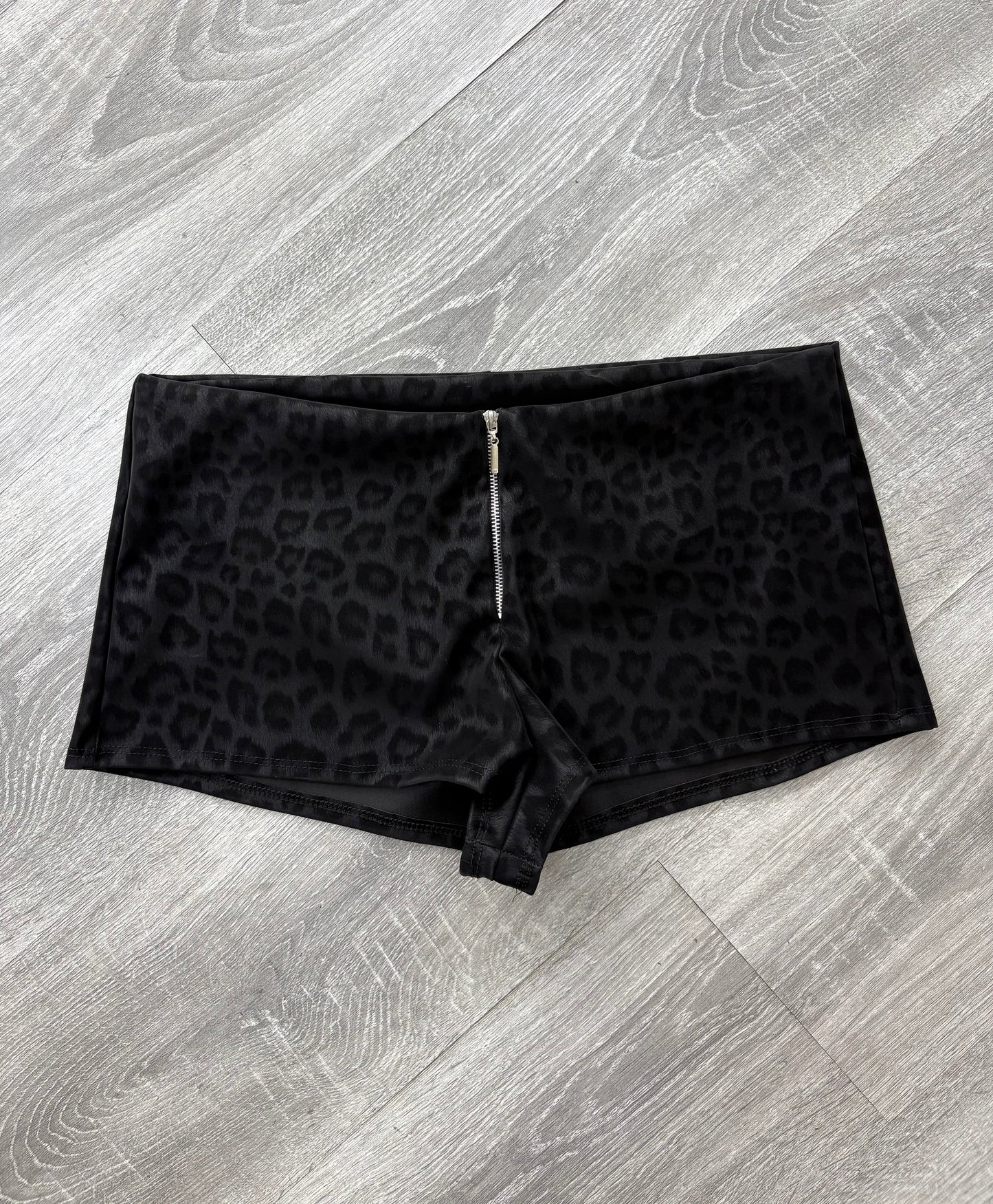 MICROSHORT LEO 🇦🇷