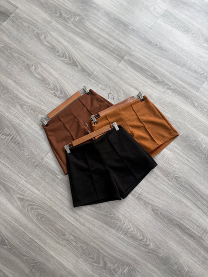 SHORT GAMUZA