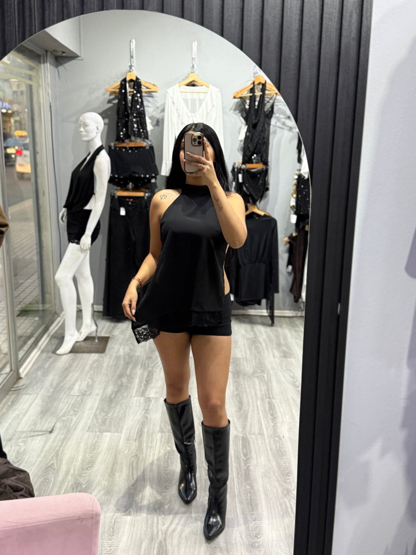 HALTER ENCAJE