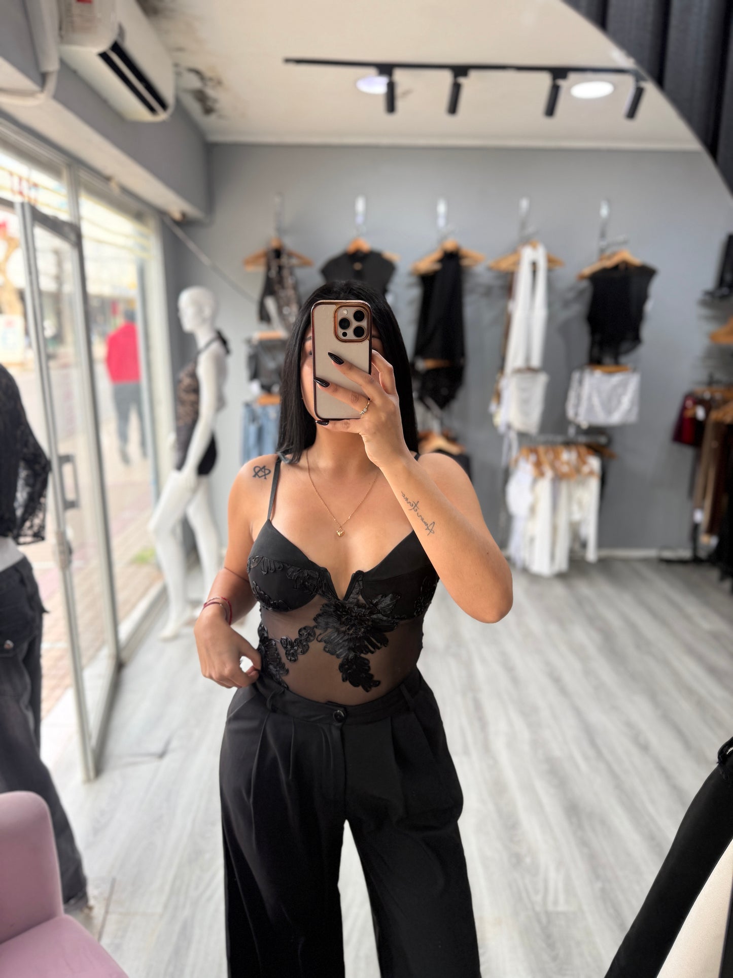 BODY GRETA