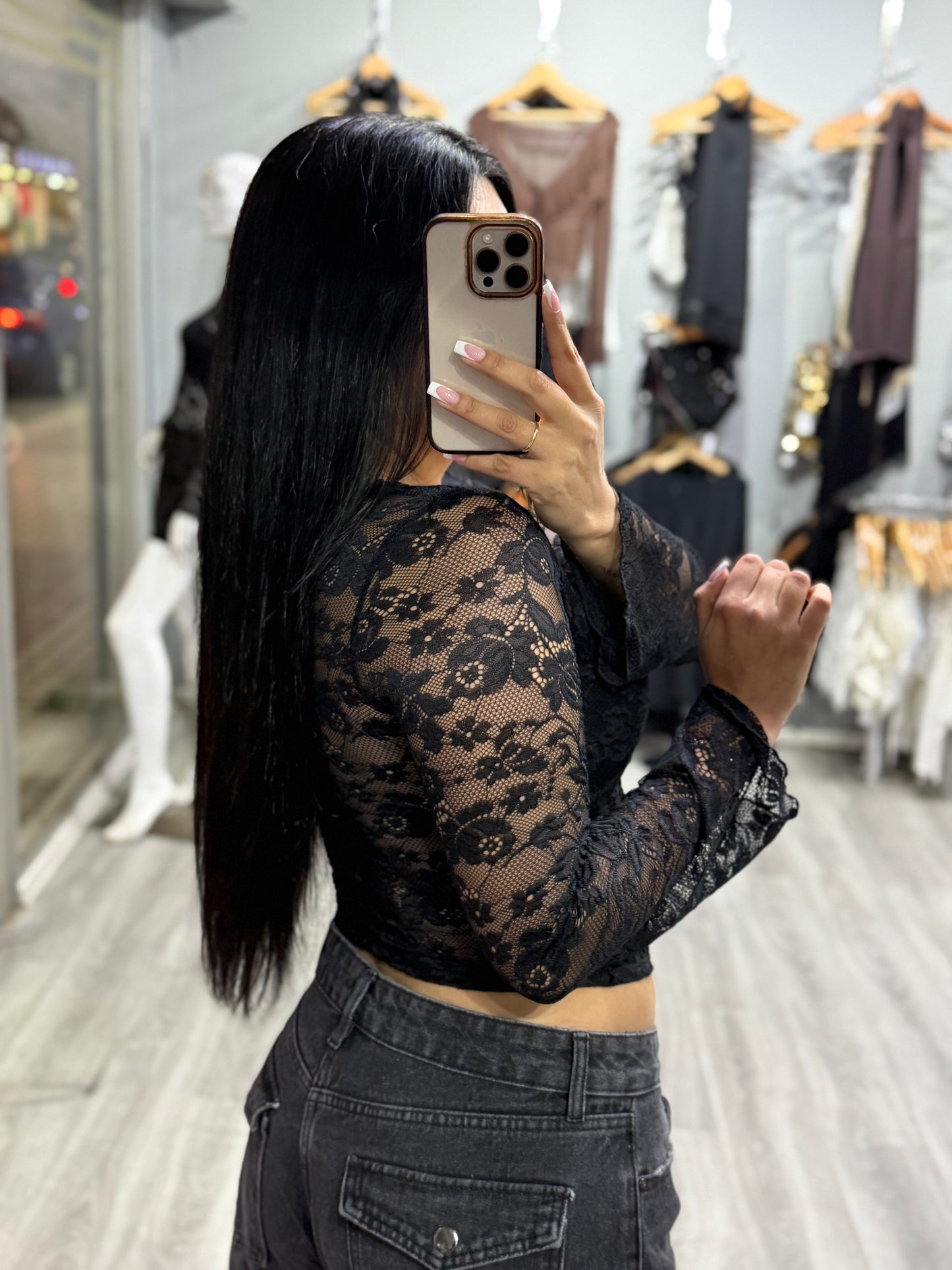 TOP V ENCAJE